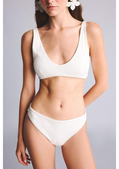 Defacto Regular Fıt Kırışık Dokulu Kumaş Kapalı Beyaz Bikini Altı G5349ax26smwt16 Beyaz-wt16
