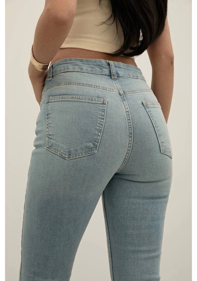 Light Blue Premium Yüksek Bel Bronz Düğmeli İspanyol Paça Jeans Light Blue