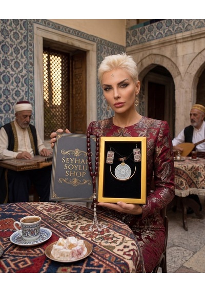 Özel Tasarım Kitap Kutulu Kadın Bakır Takı Seti Ve Tesbih Kombini - Kolye Küpe Bileklik Yüzük 5 Parça Otantik Şık Hediyelik - Doğum Günü Yıl Dönümü Anneler Günü Kadınlara Özel Gösterişli Hediye - N-00057 Özel Tasarım Kitap Kutulu Kadın Bakır Takı Seti Ve Tesbih Kombini - Kolye Küpe Bileklik Yüzük 5 Parça Otantik Şık Hediyelik - Doğum Günü Yıl Dönümü Anneler Günü Kadınlara Özel Gösterişli Hediye - N-00057