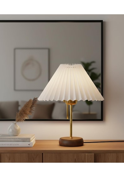 Decodelight Bambu Tabanlı Modern Gold Metal Ayaklı 22'lik Pileli Beyaz Kumaş Şapkalı Mini Abajur Masa Lambası Çok Renkli Decodelight Bambu Tabanlı Modern Gold Metal Ayaklı 22'lik Pileli Beyaz Kumaş Şapkalı Mini Abajur Masa Lambası Çok Renkli