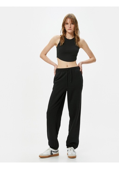 Koton Jogger Eşofman Altı Bağcıklı Normal Bel Siyah 4sak40047ek 4SAK40047EK999 Siyah