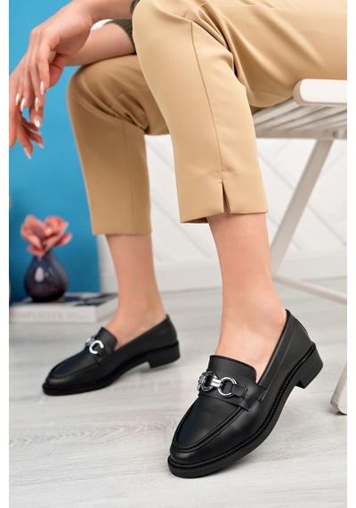 Aymood Kadın Siyah Cilt Zincir Tokalı Kalın Taban Pu Deri Günlük Klasik Topuklu Loafer Makosen Ayakk Siyah Aymood Kadın Siyah Cilt Zincir Tokalı Kalın Taban Pu Deri Günlük Klasik Topuklu Loafer Makosen Ayakk Siyah