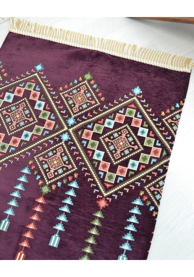 Hediyelik Seccade Tesbih Seti Kilim Desenli Kadife Astarlı Seccade, Kristal Tesbih Ve Özel Kutulu Lüks Hediye Seti Mor Hediyelik Seccade Tesbih Seti Kilim Desenli Kadife Astarlı Seccade, Kristal Tesbih Ve Özel Kutulu Lüks Hediye Seti Mor