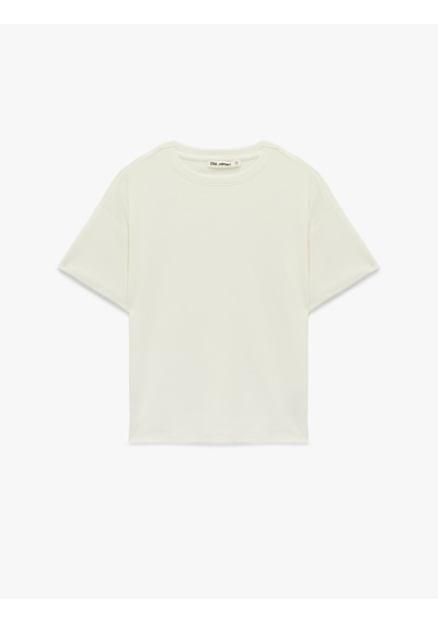 Koton Kısa Kollu Bisiklet Yaka Modal Karışımlı Basic Oversize Tişört Ekru 6sal10520ık Ekru Koton Kısa Kollu Bisiklet Yaka Modal Karışımlı Basic Oversize Tişört Ekru 6sal10520ık Ekru