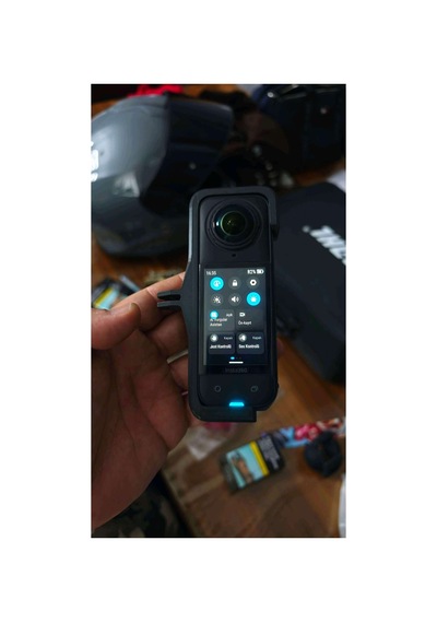 Insta360 X5 Yatay Çekim Aparatı Siyah