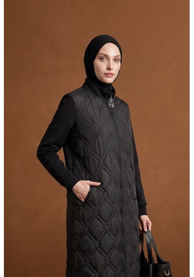 Armine Trend Kapitone Desenli Fermuarlı Cepli Uzun Yelek Modern Günlük Tesettür Dış Giyim Siyah 25kt568