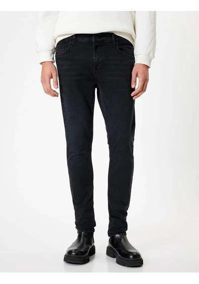 Koton Erkek Jean Pantolon Siyah 5wam40172nd Michael Jean 25ky59001698 Y5901 Siyah