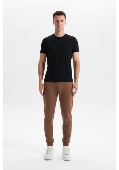 AR-MA Arma Erkek Slim Fit Basic Interlok Dar Paça Eşofman Altı Arka Ve Ön Cepler Gizli Fermuarlı %80 Pamuk %14 Polyester %6 Elastane K30174998802 Açık Kahverengi