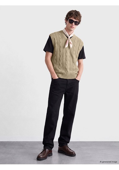 LC Waikiki Lc Waıkıkı Beyaz Loose Fit V Yaka Erkek Triko Süveter