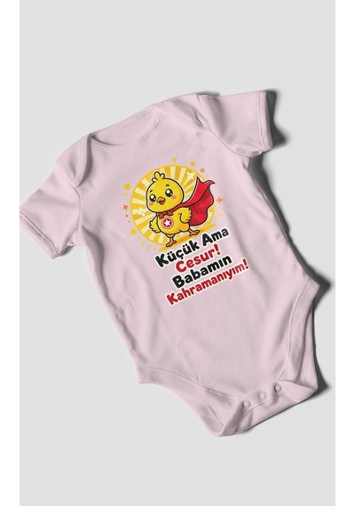 Morivokids Küçük Ama Cesur Babamın Kahramanıyım Kısa Kollu Bebek Body %100 Pamuk Bebe Pembe