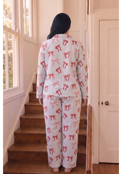 Siyah İnci Desenli Termal Kumaşlı Ultra Soft Yumuşak Büyük Beden Battal Boy Düğmeli Örme Pijama Takımı 26226519 Mavi Siyah İnci Desenli Termal Kumaşlı Ultra Soft Yumuşak Büyük Beden Battal Boy Düğmeli Örme Pijama Takımı 26226519 Mavi