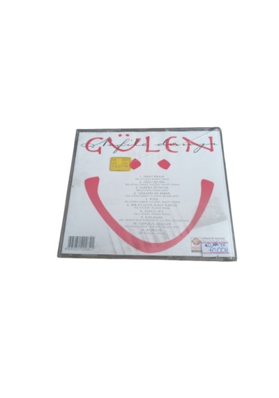 Gülen Cd Nafile Dünya