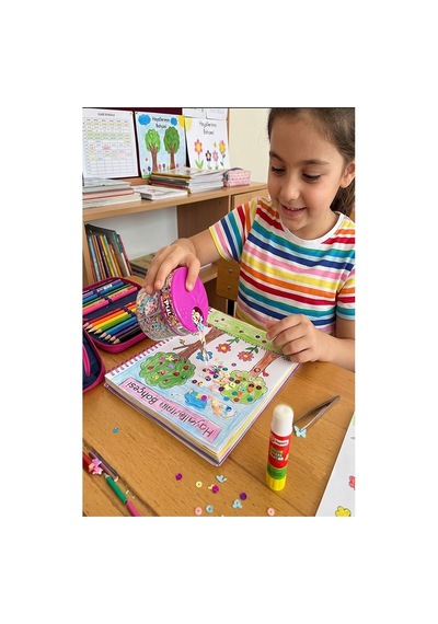 Karışık Şekilli Elişi Pulu Standlı 6 Model 90gr 1 Paket Set 2 Parlak Pul Okul Sınıf Etkinlik Resim Dekarasyon Hobi