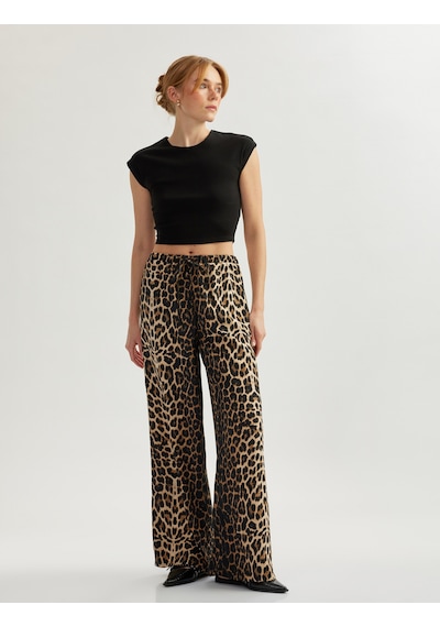 Koton Rahat Kesim Leopar Desenli Geniş Paça Pantolon Bej Desenli 5sak40151uw Ekru Desenli Ekru