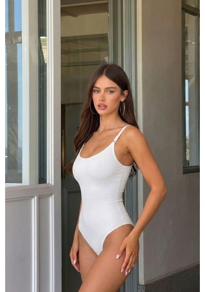 Kadın Slip Kalıp Beyaz Body Örme Orta Destek