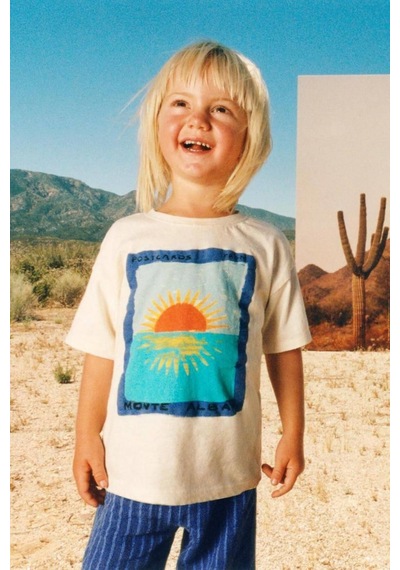 Lolliboomkids Unisex Çocuk Sunrise Postcard Summer Baskılı Krem Tişört Ve Mavi Çizgili Pantolon Takım Ekru Mavi Ekru - Mavi Lolliboomkids Unisex Çocuk Sunrise Postcard Summer Baskılı Krem Tişört Ve Mavi Çizgili Pantolon Takım Ekru Mavi Ekru - Mavi