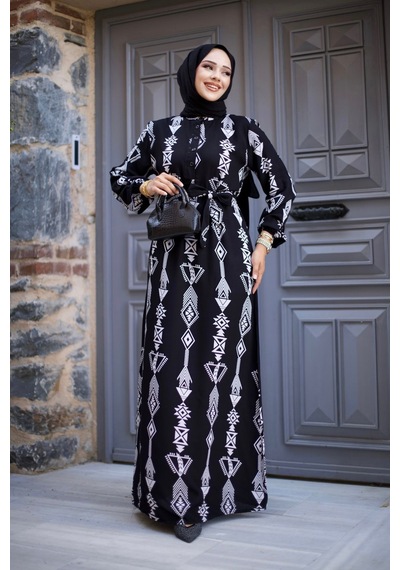 Hira Life Fashion Kadın Tesettür Geometrik Desen Önü Düğmeli Ve Bel Kuşaklı Viskon Elbise Siyah Siyah Hira Life Fashion Kadın Tesettür Geometrik Desen Önü Düğmeli Ve Bel Kuşaklı Viskon Elbise Siyah Siyah