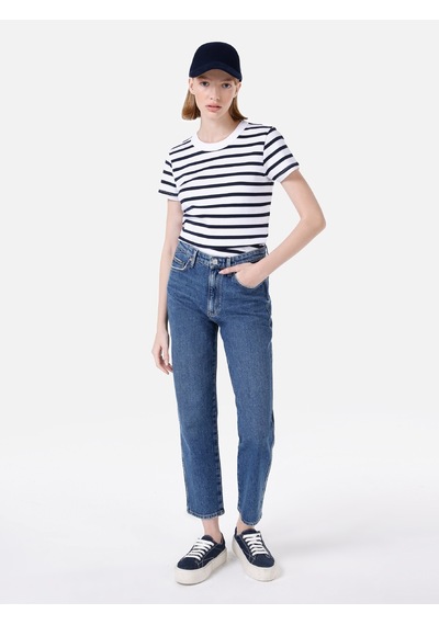 Colins Slim Fit Normal Bel Daralan Paça Mavi Kadın Pantolon Cl1067212 Mavi Colins Slim Fit Normal Bel Daralan Paça Mavi Kadın Pantolon Cl1067212 Mavi