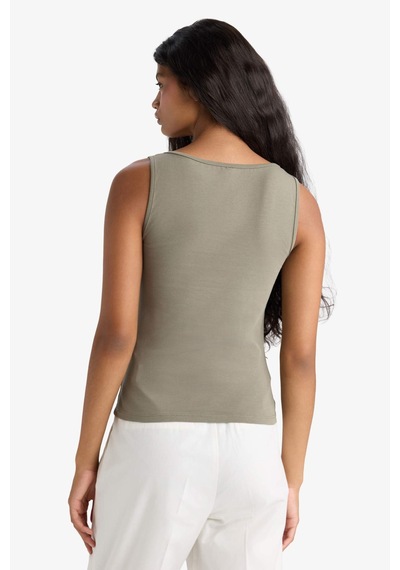 DeFacto 	Slim Fit Dar Kesim U Yaka Basic Düz Atlet I1059AZ25SMKH422
