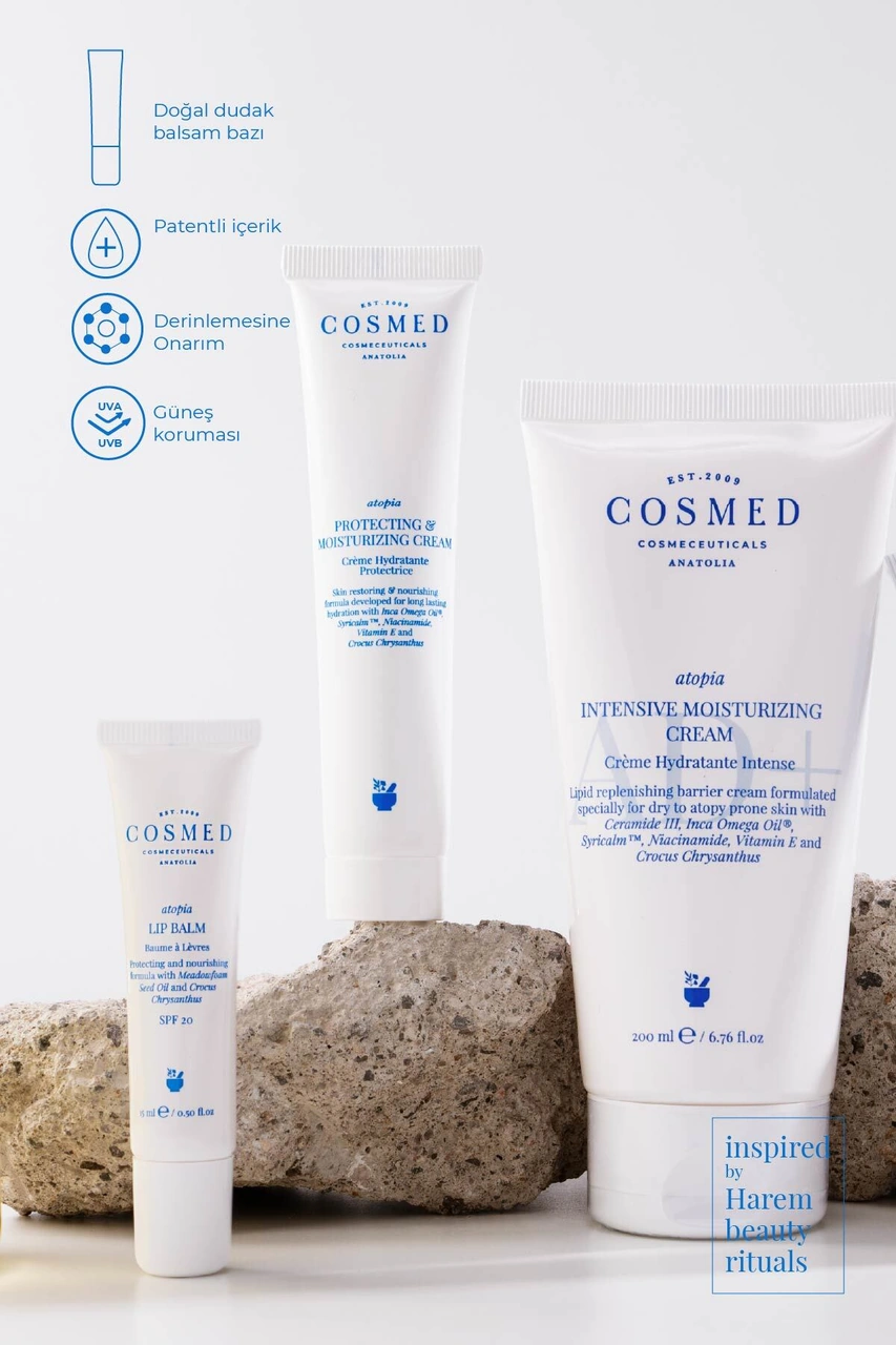 Cosmed Nemlendirici ve Koruyucu SPF20 Dudak Balmı - Lip Balm - 15 ml