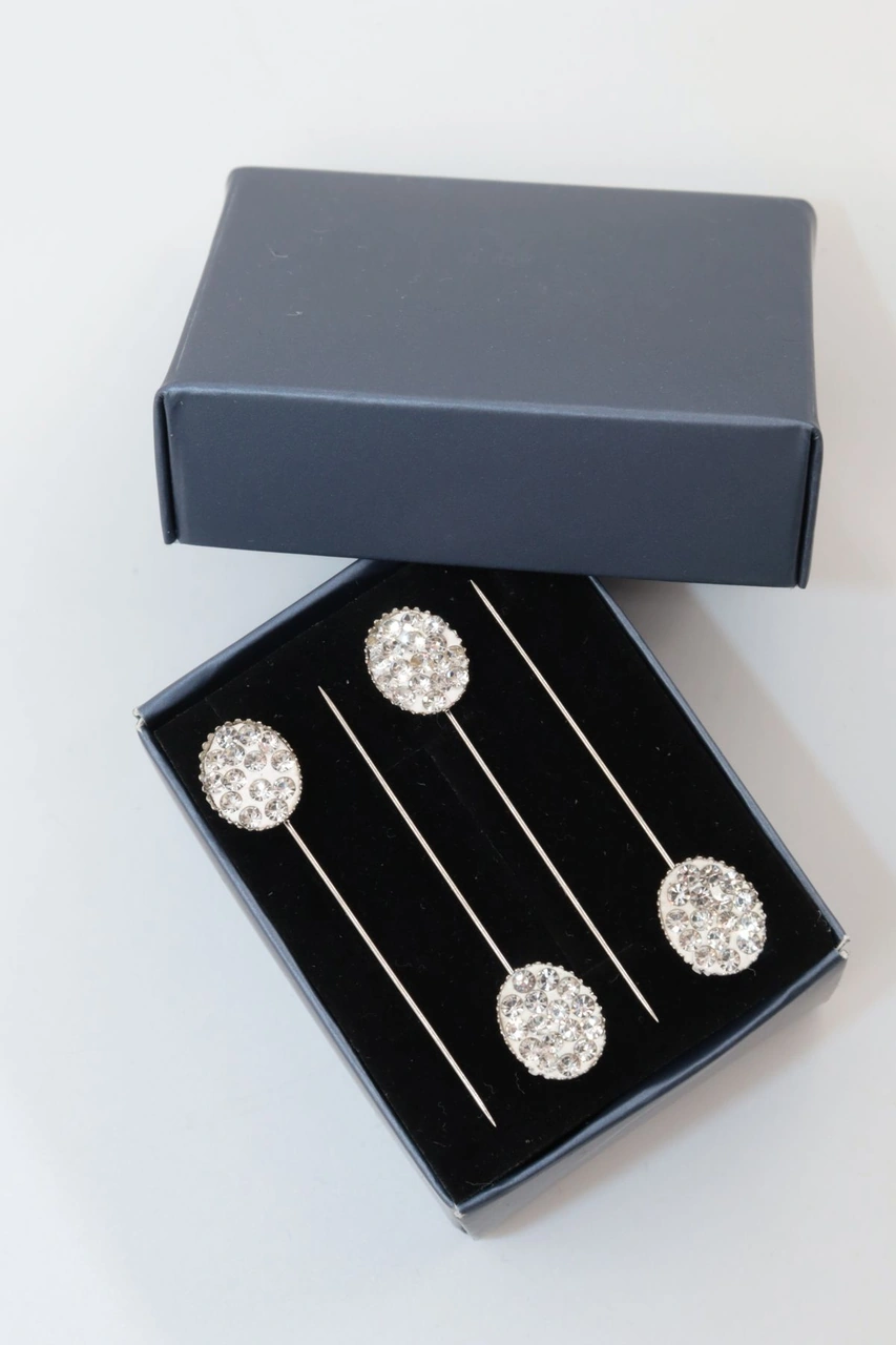 Numetal 4lü Kristal Taşlı Beyaz Eşarp Iğnesi. Şal Iğnesi. Türban Iğnesi. Başörtü Iğnesi. Eşarp Ve Şal Iğnesi Gümüş Gri Numetal 4lü Kristal Taşlı Beyaz Eşarp Iğnesi. Şal Iğnesi. Türban Iğnesi. Başörtü Iğnesi. Eşarp Ve Şal Iğnesi Gümüş Gri