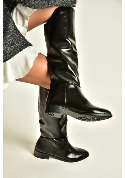 Fox Shoes L726600960 Siyah Rustik Klasik Kadın Çizme