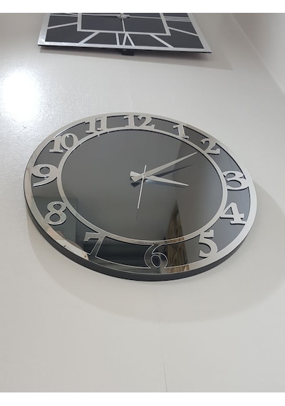 Ayna Denizi Silver Matris Smoked Model Gümüş Füme Renk 50 CM Dekoratif Aynalı Duvar Saati Gümüş