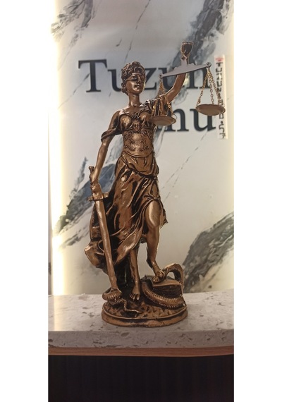 Themis Adalet Tanrıçası Biblosu