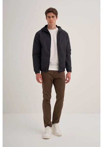 Cazador Basic Regular Fit Siyah Erkek Mont 10200