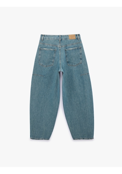 Koton Pamuklu Düğmeli Cepli Rahat Kalıp Balon Denim Pantolon - Balloon Jeans Ovd 6sal40267md Koton Pamuklu Düğmeli Cepli Rahat Kalıp Balon Denim Pantolon - Balloon Jeans Ovd 6sal40267md