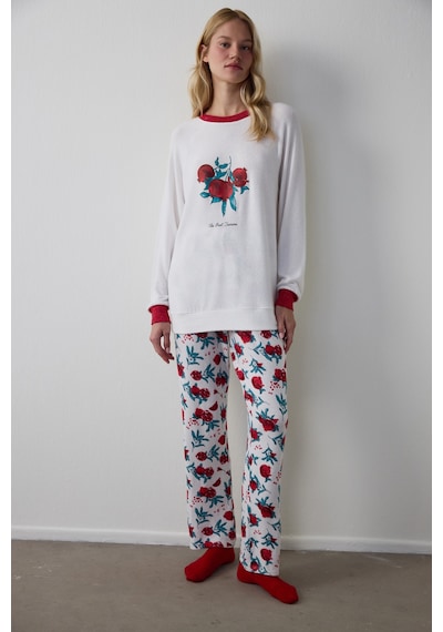 Penti Kırık Beyaz Best Season Yeni Yıl Baskılı Bisiklet Yaka Termal Etkisi Pijama Üstü
