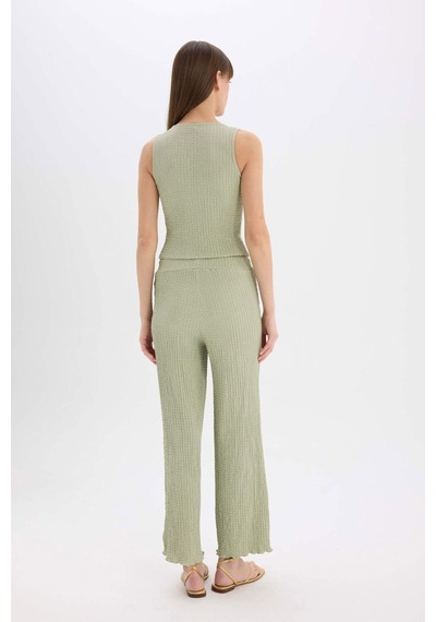 Defacto Wide Leg Geniş Paça Beli Lastikli Basic Düz Bürümcük Pantolon D3570AX24AUGN1105 Yeşil