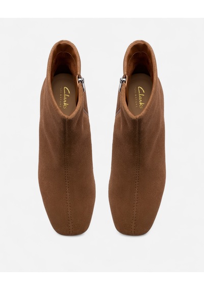 Clarks Fernie Zip Walnut Suede, M 3 Kadın Kahverengi Bot 26182938 kahverengi