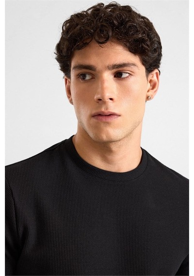 Süvari Siyah Regular Melanjlı Baskısız Waffle Bisiklet Yaka Cepsiz Düz Sweatshirt Sw2013700027-s09 Süvari Siyah Regular Melanjlı Baskısız Waffle Bisiklet Yaka Cepsiz Düz Sweatshirt Sw2013700027-s09