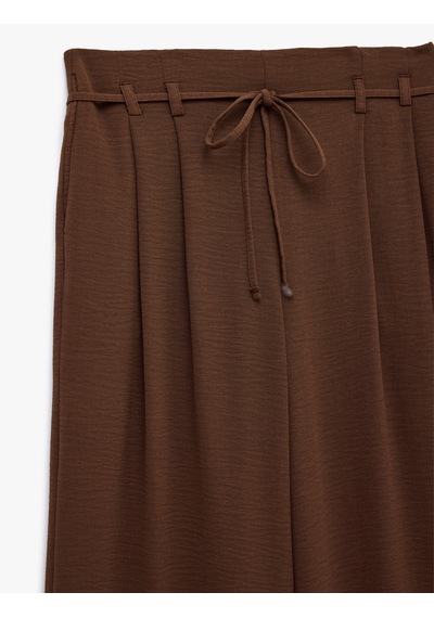 Koton Straight Fit Pileli Kemerli Geniş Paça Pantolon Kahverengi 6sak40386pw Kahve