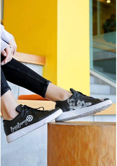 Kadın Vegan Deri Siyah Sneakers - Warner Bros What's Up Doc Bugs Bunny Tasarım Çok Renkli