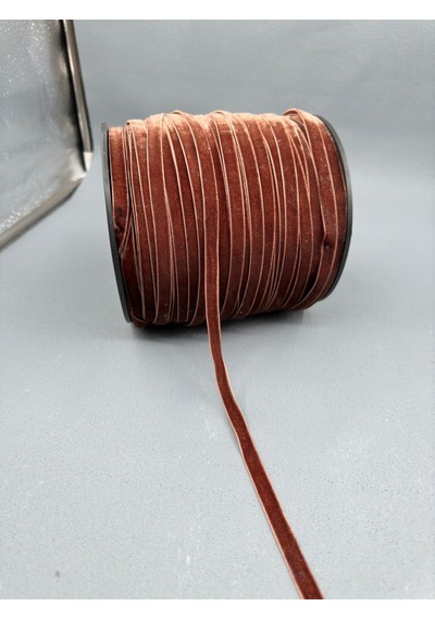 Paşateks - 1 Cm Düz Kadife-5 Metre - K. Maun