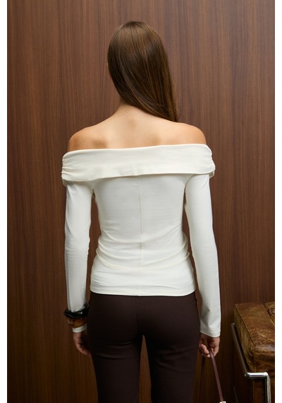 Grımelange Selunette Kadın Asimetrik Yakalı Omuzu Açık Esnek Kumaşlı Vücudu Saran Slim Fit Ekru Bluz Ekru