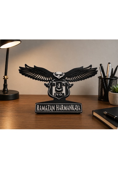 Kişiye Özel Bjk Kartal Masa İsimliği Ahşap Dekor 25x15 Cm Siyah Beyaz Masaüstü İsimlik