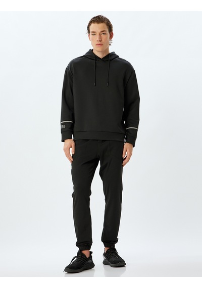 Koton Spor Eşofman Altı Jogger Beli Bağcıklı Fermuarlı Cep Detaylı Siyah 5wam40014nk Siyah Koton Spor Eşofman Altı Jogger Beli Bağcıklı Fermuarlı Cep Detaylı Siyah 5wam40014nk Siyah