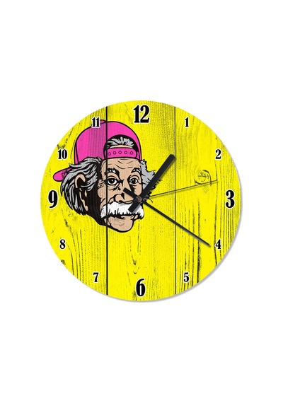 Ahşap Zeminde Pembe Şapkalı Albert Einstein Duvar Saati Ahşap