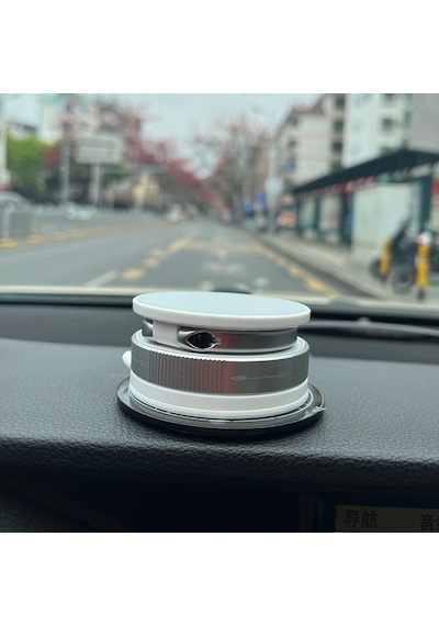 Araç İçi Telefon Tutucu Vakum Özellikli 360 Derece Dönebilen Magnetik T28 Beyaz