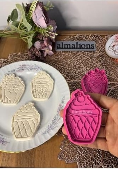 Cupcake Kurabiye Kalıbı Seti - Set 1 - Hamur Şekillendirici - Şeker Hamuru Kalıp- 3 Adet