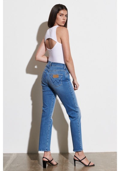 Wrangler Straight Fit Yüksek Bel Düz Paça Esnek Jean Kot Pantolon W26R4741G Mavi