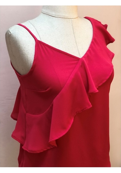Neon Pembe Bluz Omuz Ve Fırfır Detaylı Tek Kol