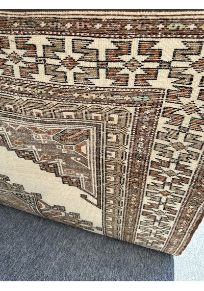 El Dokuma Yörük Halısı 150x240 Krem Kahve 4 M2 %100 Yün Halı Kahverengi - Krem