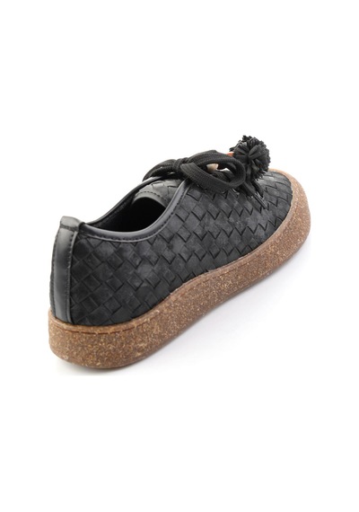 Bambi Siyah Baskı Detaylı Kadın Sneaker K01646000410