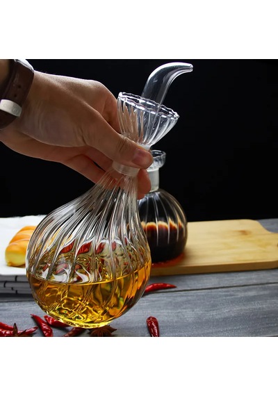Tombul Çizgili Borosilikat Cam Yağlık 900 Ml 1 Adet