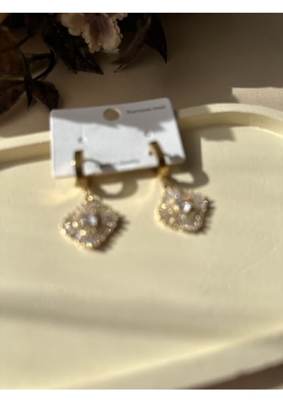 Baget Taşlı Swarovski Taşlı Şık Parlak Çelik Küpe Çok Renkli
