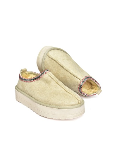 Fox Shoes R612047302 Bej Süet İçi Tüylü Kalın Tabanlı Kadın Terlik Bej